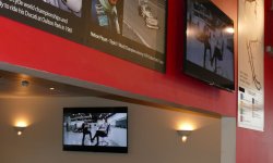 MO34AB~1 Motor Sport Vision - Oulton Park Race Circuit